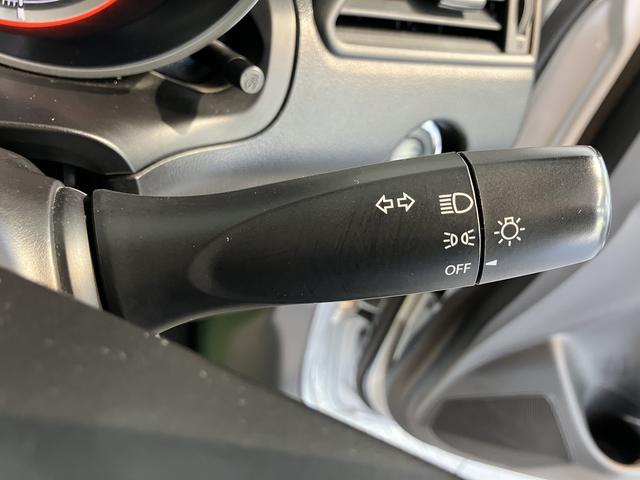 スイフトＸＧリミテッドメモリーナビ　フルセグＴＶ　ＥＴＣ車載器　バックカメラ　前後ドライブレコーダー　プッシュスタート　オートエアコン　運転席シートヒーター　電動格納ドアミラー（愛媛県）の中古車