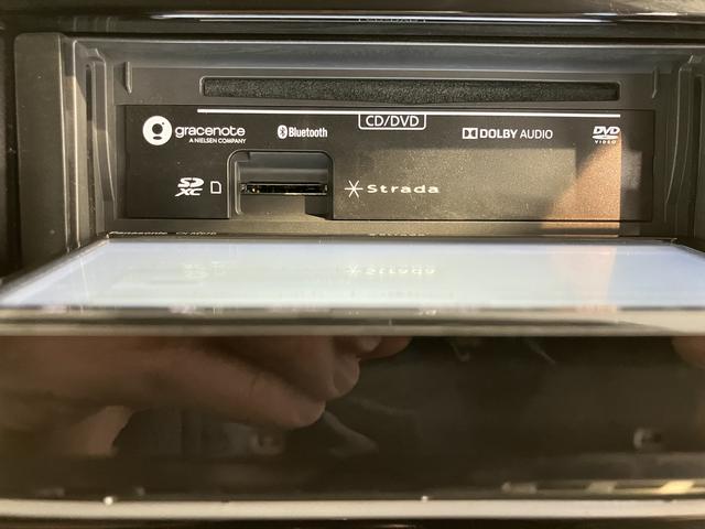 スイフトＸＧリミテッドメモリーナビ　フルセグＴＶ　ＥＴＣ車載器　バックカメラ　前後ドライブレコーダー　プッシュスタート　オートエアコン　運転席シートヒーター　電動格納ドアミラー（愛媛県）の中古車