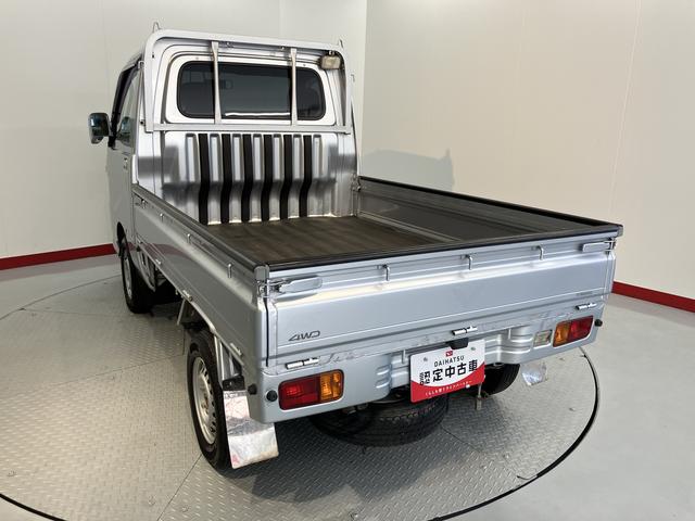 ハイゼットトラックＥＸＴ４ＷＤ　ミッション車　エアコン　パワステ　パワーウィンドウ　キーレスエントリー（愛媛県）の中古車