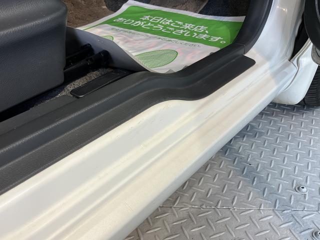 モコＸ２ＷＤ　プッシュスタート　ベンチシート　ハロゲンヘッドライト　盗難防止装置　オートエアコン　純正ＣＤデッキ　ＣＤ　ＵＳＢ　ＡＭ　ＦＭ　バックカメラ　運転席・助手席エアバック　電動格納ミラー（愛媛県）の中古車