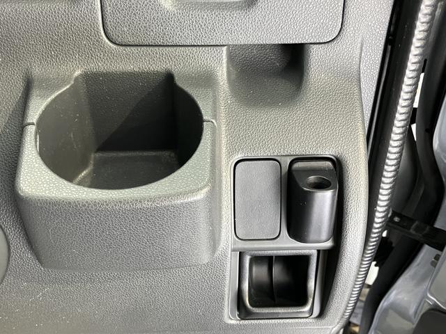 サンバーバントランスポーター4WD マニュアル車 ラジオ エアコン パワステ 前席パワーウィンドウ 運転席エアバッグ 助手席エアバッグ 両側スライドドア(愛媛県)の中古車