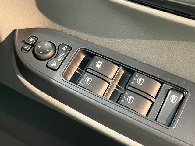 タントＸセレクション純正ナビ　バックモニター　フルセグＴＶ　ＣＤ　ＤＶＤ　ＵＳＢ　Ｂｌｕｅｔｏｏｔｈ　ＥＴＣ　ドラレコ　左側電動スライドドア　オートライト　ＬＥＤヘッドライト　前席シートヒーター　障害物センサー（愛媛県）の中古車