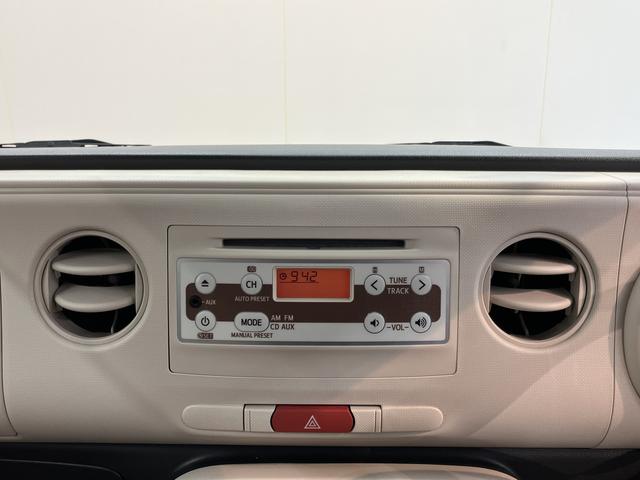 ミラココアココアＸ２ＷＤ　ＣＶＴ車　ＣＤ　ラジオ　エアコン　パワステ　パワーウィンドウ　アイドリングストップ　ベンチシート　盗難防止システム　電動格納ドアミラー　キーフリーシステム（愛媛県）の中古車