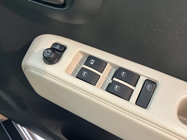 ミラココアココアＸ２ＷＤ　ＣＶＴ車　ＣＤ　ラジオ　エアコン　パワステ　パワーウィンドウ　アイドリングストップ　ベンチシート　盗難防止システム　電動格納ドアミラー　キーフリーシステム（愛媛県）の中古車