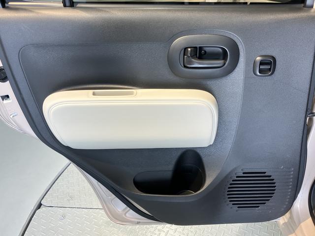 ミラココアココアＸ２ＷＤ　ＣＶＴ車　ＣＤ　ラジオ　エアコン　パワステ　パワーウィンドウ　アイドリングストップ　ベンチシート　盗難防止システム　電動格納ドアミラー　キーフリーシステム（愛媛県）の中古車