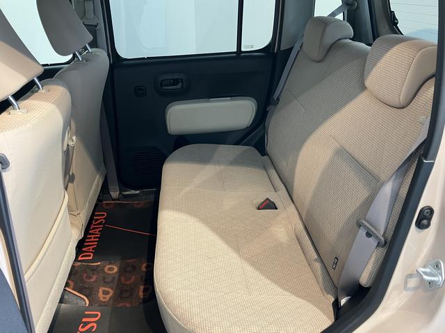 ミラココアココアＸ２ＷＤ　ＣＶＴ車　ＣＤ　ラジオ　エアコン　パワステ　パワーウィンドウ　アイドリングストップ　ベンチシート　盗難防止システム　電動格納ドアミラー　キーフリーシステム（愛媛県）の中古車