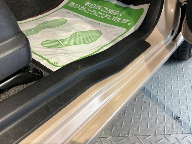 ミラココアココアＸ２ＷＤ　ＣＶＴ車　ＣＤ　ラジオ　エアコン　パワステ　パワーウィンドウ　アイドリングストップ　ベンチシート　盗難防止システム　電動格納ドアミラー　キーフリーシステム（愛媛県）の中古車