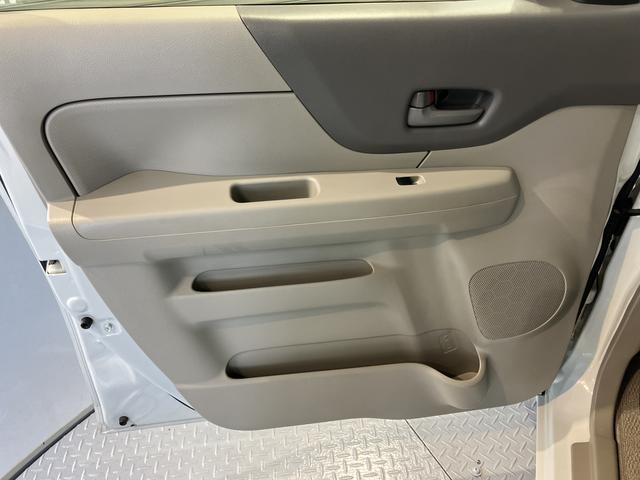 スペーシアＧ２ＷＤ　ＣＶＴ車　社外ナビ　バックモニター　フルセグＴＶ　ＣＤ　ＤＶＤ　運転席シートヒーター　プッシュスタート　アイドリングストップ　ベンチシート　電動格納ドアミラー　キーフリーシステム（愛媛県）の中古車