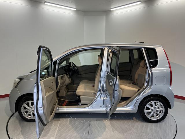 ムーヴＬ２ＷＤ　ＣＶＴ車　アイドリングストップ　ベンチシート　マニュアルエアコン　パワステ　パワーウィンドウ　運転席エアバッグ　助手席エアバッグ　純正アルミホイール（愛媛県）の中古車