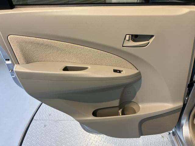 ムーヴＬ２ＷＤ　ＣＶＴ車　アイドリングストップ　ベンチシート　マニュアルエアコン　パワステ　パワーウィンドウ　運転席エアバッグ　助手席エアバッグ　純正アルミホイール（愛媛県）の中古車