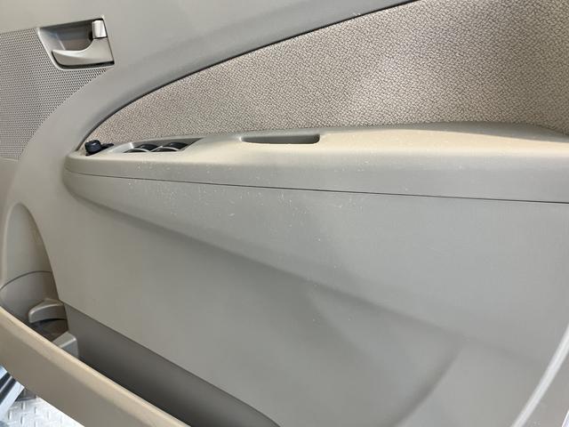 ムーヴＬ２ＷＤ　ＣＶＴ車　アイドリングストップ　ベンチシート　マニュアルエアコン　パワステ　パワーウィンドウ　運転席エアバッグ　助手席エアバッグ　純正アルミホイール（愛媛県）の中古車