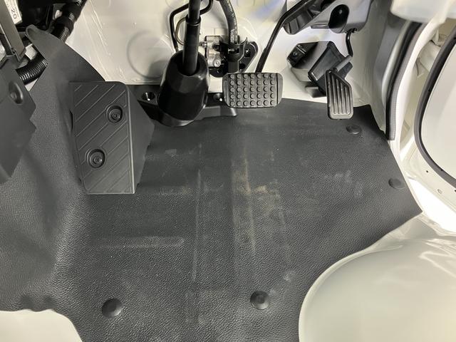 ハイゼットトラックスタンダード2WD CVT スマートアシスト ラジオ エアコン パワステ ABS 運転席助手席エアバッグ アイドリングストップ(愛媛県)の中古車