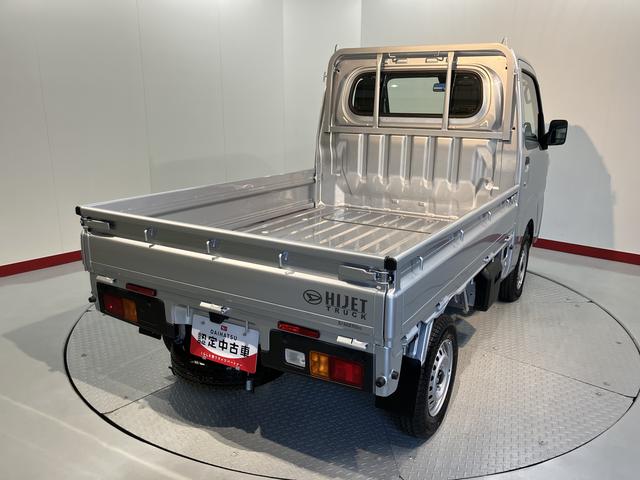 ハイゼットトラックスタンダード２ＷＤ　ＣＶＴ　エアコン　パワステ　ラジオ　運転席助手席エアバッグ　アイドリングストップ　スマートアシスト（愛媛県）の中古車