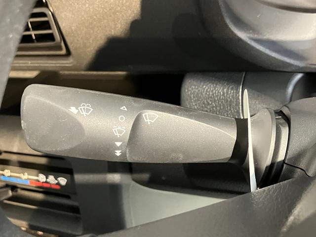 ハイゼットトラックスタンダード２ＷＤ　ＣＶＴ　エアコン　パワステ　ラジオ　運転席助手席エアバッグ　アイドリングストップ　スマートアシスト（愛媛県）の中古車