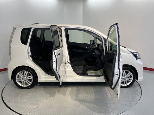 ムーヴカスタム　ＲＳ　ＳＡ２ＷＤ　ＣＶＴ車　ＣＤ　オートライト　ＬＥＤヘッドライト　プッシュスタート　アイドリングストップ　ベンチシート　電動格納ドアミラー　キーフリーシステム（愛媛県）の中古車