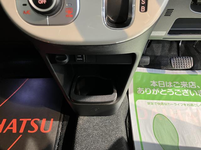 ムーヴキャンバスＧメイクアップ　ＳＡII純正ナビ　パノラマモニター　地上デジタルＴＶ　ＥＴＣ　ＳＡＩＩ　オートライト　ＬＥＤヘッドライト　両側電動スライドドア　プッシュボタン　アイドリングストップ　キーフリーシステム（愛媛県）の中古車