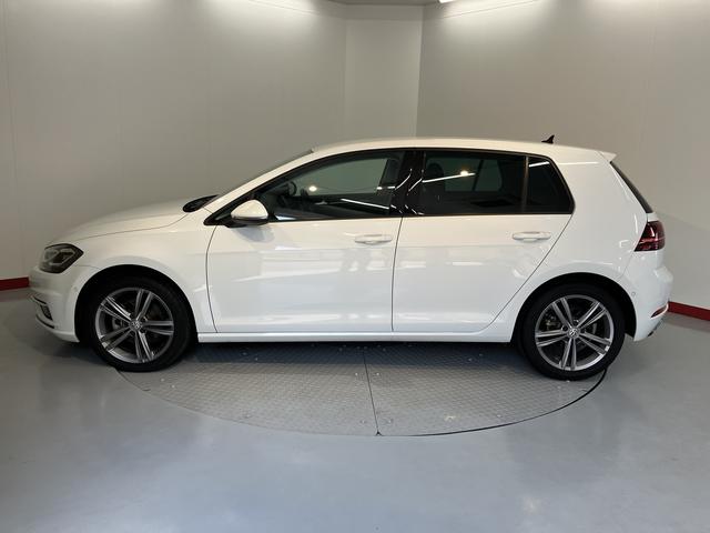 ＶＷ ゴルフＴＤＩハイライン　マイスターディーゼル車　純正ナビ　バックカメラ　地上デジタルＴＶ　ＥＴＣ　プッシュボタン　電動パーキング　運転席パワーシート　ＬＥＤヘッドライト　オートライト　アイドリングストップ（愛媛県）の中古車