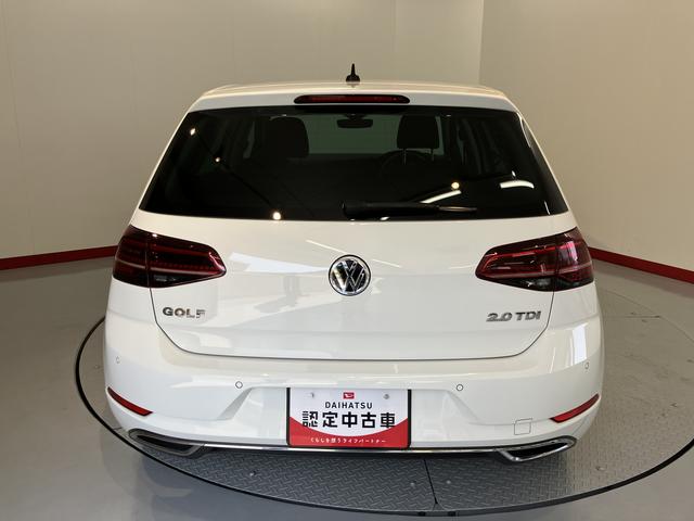 ＶＷ ゴルフＴＤＩハイライン　マイスターディーゼル車　純正ナビ　バックカメラ　地上デジタルＴＶ　ＥＴＣ　プッシュボタン　電動パーキング　運転席パワーシート　ＬＥＤヘッドライト　オートライト　アイドリングストップ（愛媛県）の中古車