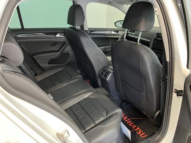 ＶＷ ゴルフＴＤＩハイライン　マイスターディーゼル車　純正ナビ　バックカメラ　地上デジタルＴＶ　ＥＴＣ　プッシュボタン　電動パーキング　運転席パワーシート　ＬＥＤヘッドライト　オートライト　アイドリングストップ（愛媛県）の中古車