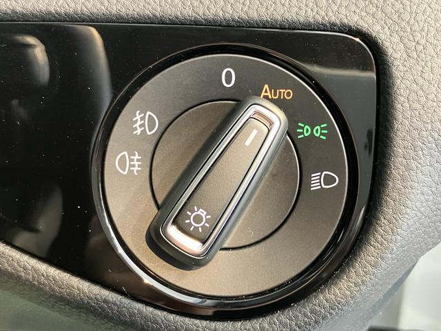 ＶＷ ゴルフＴＤＩハイライン　マイスターディーゼル車　純正ナビ　バックカメラ　地上デジタルＴＶ　ＥＴＣ　プッシュボタン　電動パーキング　運転席パワーシート　ＬＥＤヘッドライト　オートライト　アイドリングストップ（愛媛県）の中古車