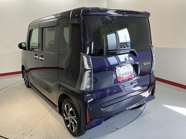 タントカスタムＸプッシュスタート　両側電動スライドドア　ＬＥＤヘッドライト　オートライト　アイドリングストップ車　運転席・助手席シートヒーター　電動パーキングブレーキ　オートブレーキホールド　純正ナビ　バックカメラ（愛媛県）の中古車