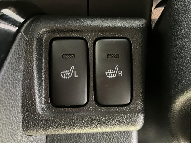 キャストスタイルＧ　プライムコレクション　ＳＡIII２ＷＤ　プッシュスタート　アイドリングストップ車　オートライト　オートマチックハイビーム　運転席・助手席シートヒーター　ベンチシート　ＬＥＤヘッドライト　フロントフォグランプ　盗難防止装置　純正ナビ（愛媛県）の中古車