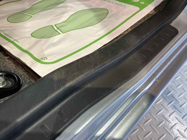 ミラＸリミテッド２ＷＤ　オートエアコン　純正ＥＴＣ車載器　運転席・助手席エアバック　純正ナビ　ＣＤ　ワンセグＴＶ（愛媛県）の中古車