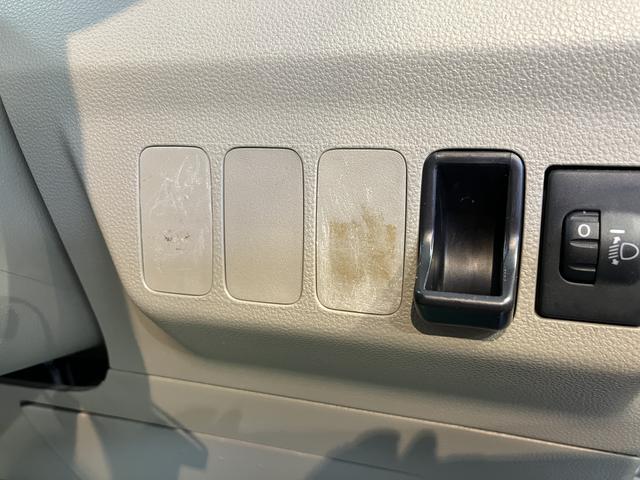 ミラＸリミテッド２ＷＤ　オートエアコン　純正ＥＴＣ車載器　運転席・助手席エアバック　純正ナビ　ＣＤ　ワンセグＴＶ（愛媛県）の中古車