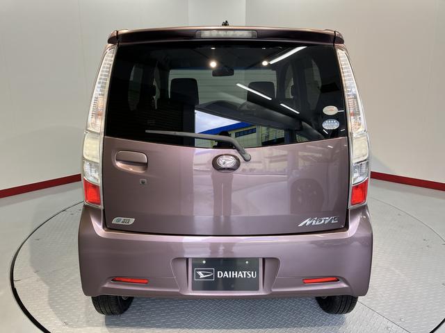 ムーヴカスタム　Ｘリミテッドプッシュスタート　アイドリングストップ車　ベンチシート　盗難防止装置　ＨＩＤヘッドライト　フロントフォグランプ　純正ナビ　純正ＥＴＣ車載器　純正アルミホイール　ＣＤ　　ＡＵＸ　ＳＤ　バックカメラ（愛媛県）の中古車