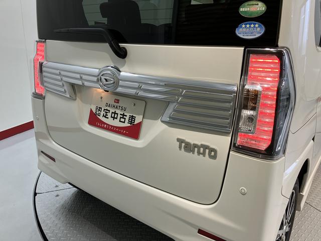 タントカスタムＸ　トップエディションＳＡIII２ＷＤ　プッシュスタート　片側電動スライドドア　アイドリングストップ車　オートライト　オートマチックハイビーム　運転席シートヒーター　ベンチシート　ＬＥＤヘッドライト　フロントフォグランプ　純正ナビ（愛媛県）の中古車