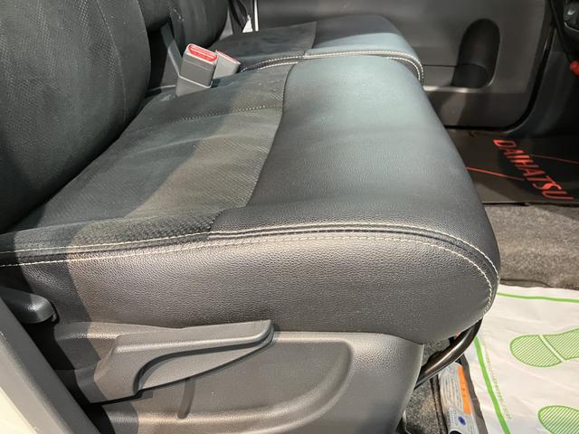 タントカスタムＸ　トップエディションＳＡIII２ＷＤ　プッシュスタート　片側電動スライドドア　アイドリングストップ車　オートライト　オートマチックハイビーム　運転席シートヒーター　ベンチシート　ＬＥＤヘッドライト　フロントフォグランプ　純正ナビ（愛媛県）の中古車