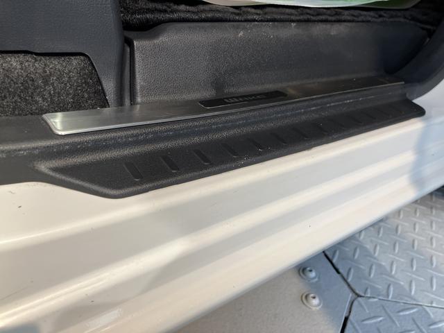 ウェイクＬリミテッドＳＡIII４ｐＷＤ　プッシュスタート　両側電動スライドドア　オートライト　オートマチックハイビーム　アイドリングストップ車　ＬＥＤヘッドライト　フロントフォグランプ　ベンチシート　運転席シートヒーター　純正ナビ（愛媛県）の中古車