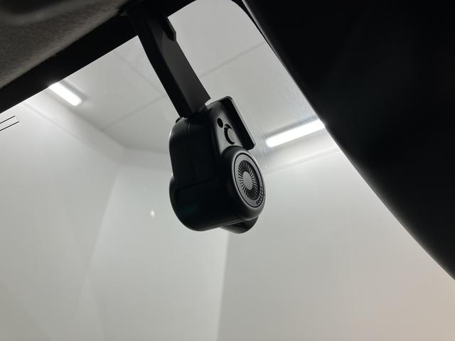 ミライースＧ　リミテッドＳＡIIIプッシュスタート　コーナーセンサー　アイドリングストップ車　オートライト　オートマチックハイビーム　ＬＥＤヘッドライト　フロントフォグランプ　運転席・助手席シートヒーター　純正ナビ　　バックカメラ（愛媛県）の中古車