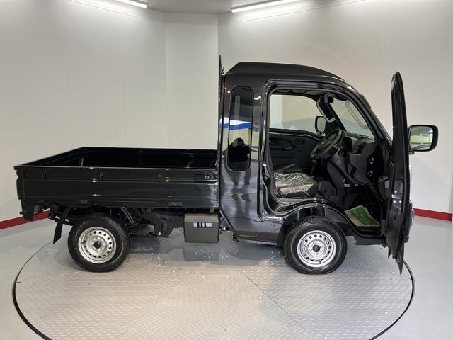 ハイゼットトラックジャンボエクストラ4WD プッシュスタート コーナーセンサー アイドリングストップ車 作業灯 オートライト オートマチックハイビーム LEDヘッドライト フロントフォグランプ 運転席・助手席エアバッグ オーディオレス(愛媛県)の中古車