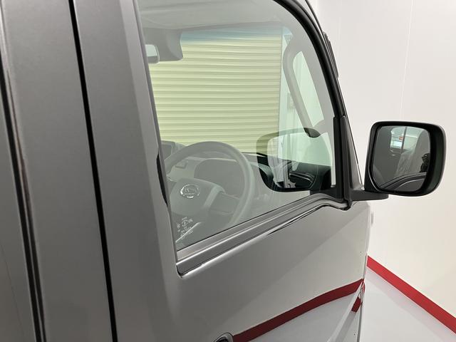 ハイゼットトラックジャンボエクストラ4WD プッシュスタート コーナーセンサー アイドリングストップ車 作業灯 オートライト オートマチックハイビーム LEDヘッドライト フロントフォグランプ 運転席・助手席エアバッグ オーディオレス(愛媛県)の中古車