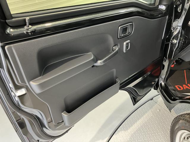 ハイゼットトラックジャンボエクストラ4WD プッシュスタート コーナーセンサー アイドリングストップ車 作業灯 オートライト オートマチックハイビーム LEDヘッドライト フロントフォグランプ 運転席・助手席エアバッグ オーディオレス(愛媛県)の中古車