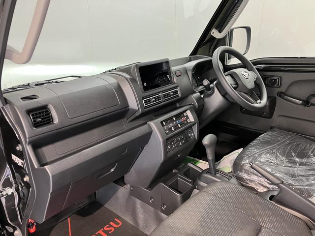 ハイゼットトラックジャンボエクストラ4WD プッシュスタート コーナーセンサー アイドリングストップ車 作業灯 オートライト オートマチックハイビーム LEDヘッドライト フロントフォグランプ 運転席・助手席エアバッグ オーディオレス(愛媛県)の中古車