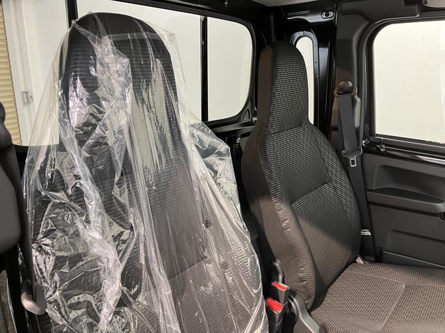 ハイゼットトラックジャンボエクストラ4WD プッシュスタート コーナーセンサー アイドリングストップ車 作業灯 オートライト オートマチックハイビーム LEDヘッドライト フロントフォグランプ 運転席・助手席エアバッグ オーディオレス(愛媛県)の中古車