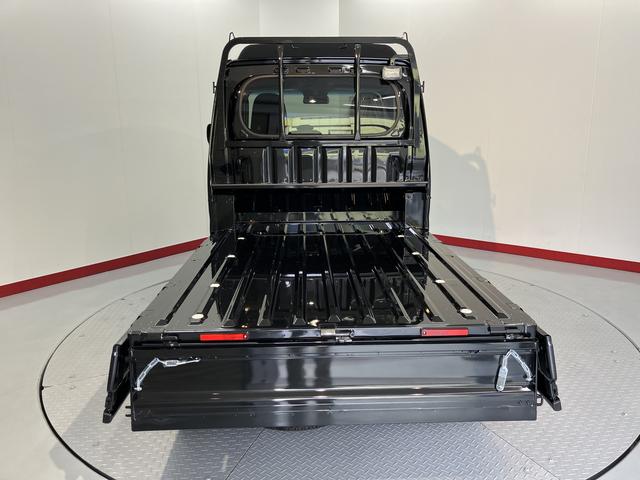 ハイゼットトラックジャンボエクストラ4WD プッシュスタート コーナーセンサー アイドリングストップ車 作業灯 オートライト オートマチックハイビーム LEDヘッドライト フロントフォグランプ 運転席・助手席エアバッグ オーディオレス(愛媛県)の中古車