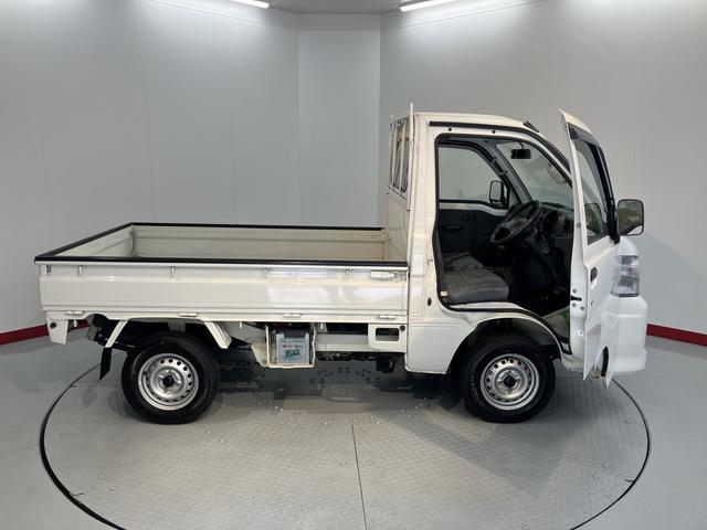 ハイゼットトラックスペシャルエアコン　パワステ　ＡＭラジオ　２ＷＤ車　３速オートマ車　テールゲートチェーン（愛媛県）の中古車