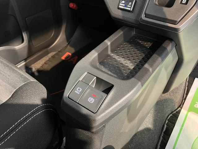 タフトＧターボ　クロムベンチャーメモリーナビ　フルセグＴＶ　バックカメラ　ＥＴＣ車載器　アダプティブクルーズコントロール　ＬＥＤヘッドライト　フォグランプ　プッシュスタート　電動パーキング　前席シートヒーター　スマートアシスト（愛媛県）の中古車