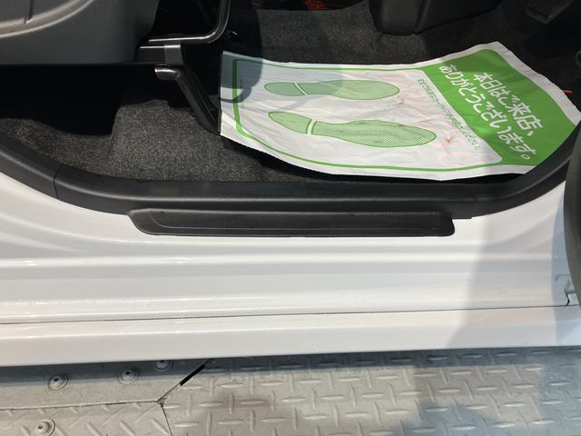 ムーヴＧディスプレイオーディオ　パノラマモニター　フルセグＴＶ　片側電動スライドドア　オートエアコン　ＬＥＤヘッドライト　フォグランプ　プッシュスタート　電動パーキング　前席シートヒーター　スマートアシスト（愛媛県）の中古車