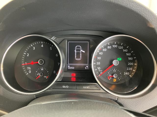 ＶＷ ポロＴＳＩコンフォートラインナビ　バックモニター　フルセグＴＶ　ＣＤ　ＤＶＤ　Ｂｌｕｅｔｏｏｔｈ　ＥＴＣ　ドラレコ　オートライト　ＬＥＤヘッドライト　オートライト　ＬＥＤヘッドライト　電動格納ドアミラー　純正アルミホイール（愛媛県）の中古車