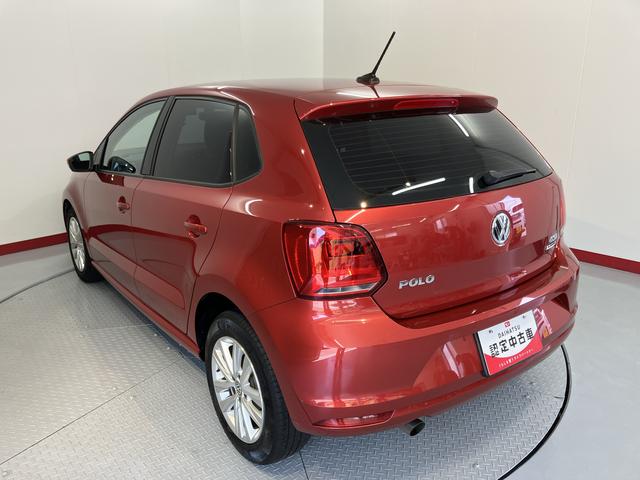 ＶＷ ポロＴＳＩコンフォートラインナビ　バックモニター　フルセグＴＶ　ＣＤ　ＤＶＤ　Ｂｌｕｅｔｏｏｔｈ　ＥＴＣ　ドラレコ　オートライト　ＬＥＤヘッドライト　オートライト　ＬＥＤヘッドライト　電動格納ドアミラー　純正アルミホイール（愛媛県）の中古車