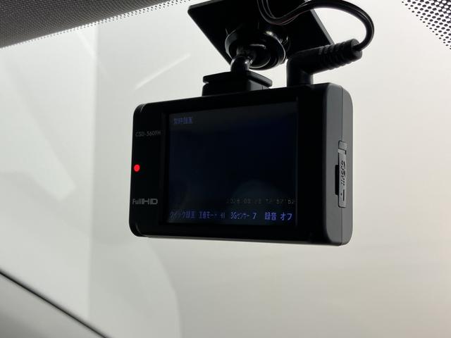 ＶＷ ポロＴＳＩコンフォートラインナビ　バックモニター　フルセグＴＶ　ＣＤ　ＤＶＤ　Ｂｌｕｅｔｏｏｔｈ　ＥＴＣ　ドラレコ　オートライト　ＬＥＤヘッドライト　オートライト　ＬＥＤヘッドライト　電動格納ドアミラー　純正アルミホイール（愛媛県）の中古車