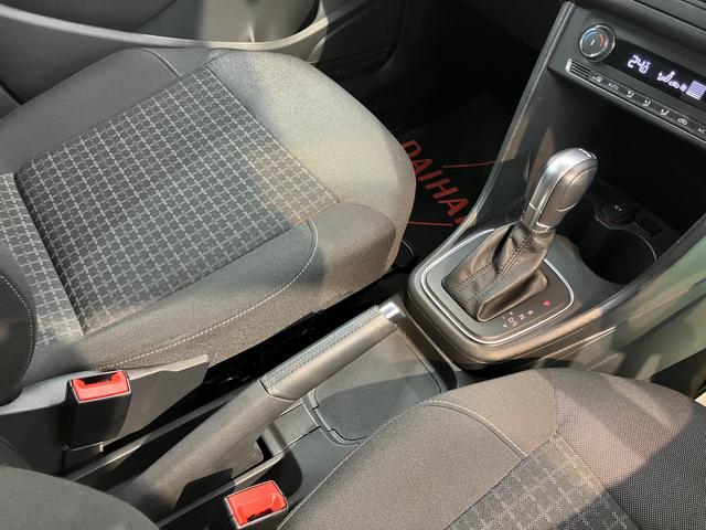 ＶＷ ポロＴＳＩコンフォートラインナビ　バックモニター　フルセグＴＶ　ＣＤ　ＤＶＤ　Ｂｌｕｅｔｏｏｔｈ　ＥＴＣ　ドラレコ　オートライト　ＬＥＤヘッドライト　オートライト　ＬＥＤヘッドライト　電動格納ドアミラー　純正アルミホイール（愛媛県）の中古車