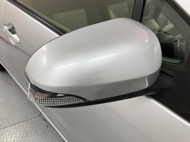 アクアＳ純正ナビ　バックモニター　フルセグＴＶ　ＣＤ　ＤＶＤ　Ｂｌｕｅｔｏｏｔｈ　社外ＥＴＣ　ドラレコ　前席シートヒーター　オートライト　ＬＥＤヘッドライト　プッシュスタート　電動格納ドアミラー（愛媛県）の中古車