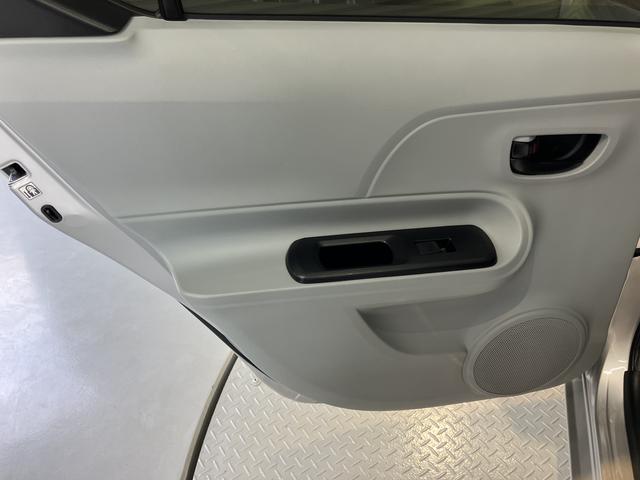 アクアＳ純正ナビ　バックモニター　フルセグＴＶ　ＣＤ　ＤＶＤ　Ｂｌｕｅｔｏｏｔｈ　社外ＥＴＣ　ドラレコ　前席シートヒーター　オートライト　ＬＥＤヘッドライト　プッシュスタート　電動格納ドアミラー（愛媛県）の中古車