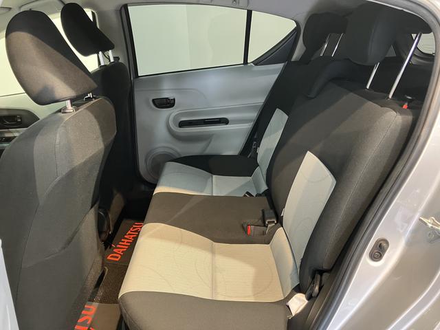 アクアＳ純正ナビ　バックモニター　フルセグＴＶ　ＣＤ　ＤＶＤ　Ｂｌｕｅｔｏｏｔｈ　社外ＥＴＣ　ドラレコ　前席シートヒーター　オートライト　ＬＥＤヘッドライト　プッシュスタート　電動格納ドアミラー（愛媛県）の中古車