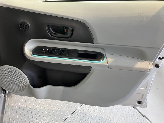 アクアＳ純正ナビ　バックモニター　フルセグＴＶ　ＣＤ　ＤＶＤ　Ｂｌｕｅｔｏｏｔｈ　社外ＥＴＣ　ドラレコ　前席シートヒーター　オートライト　ＬＥＤヘッドライト　プッシュスタート　電動格納ドアミラー（愛媛県）の中古車